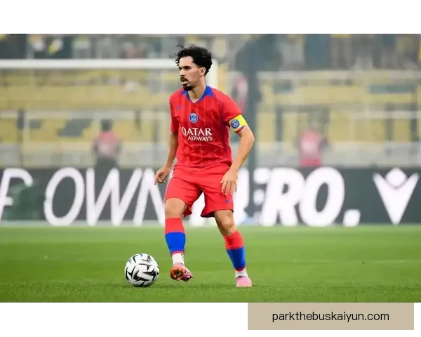 维蒂尼亚状态回暖，展现出独特的控球风格与传球精准度。